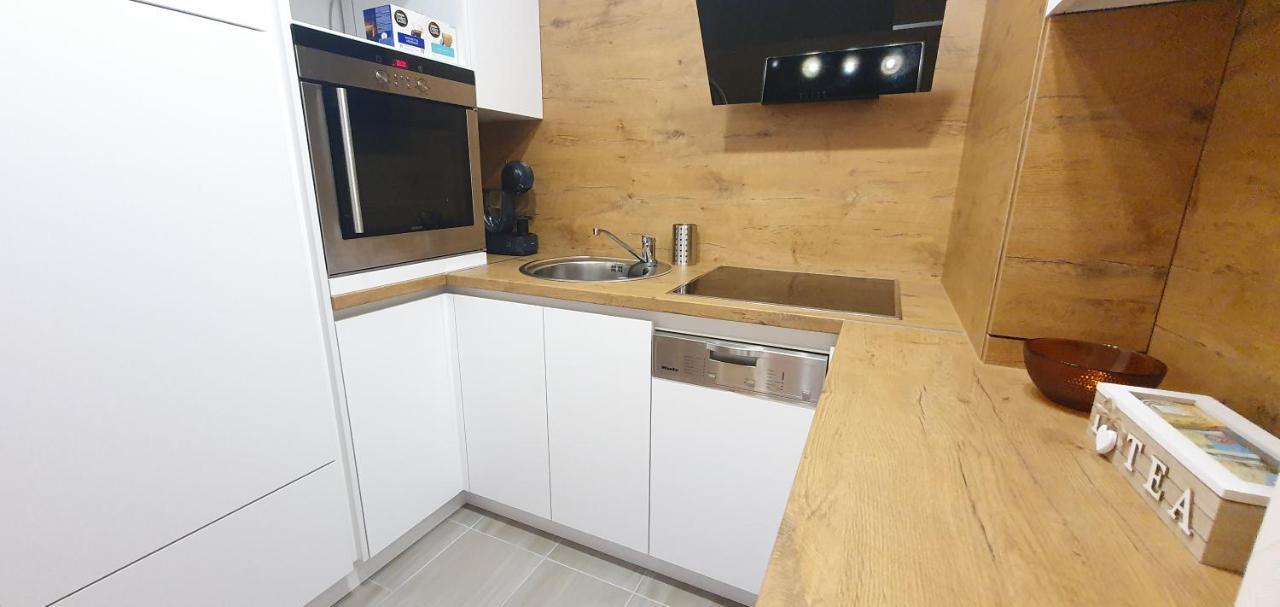 Atina Apartment ซาราเยโว ภายนอก รูปภาพ