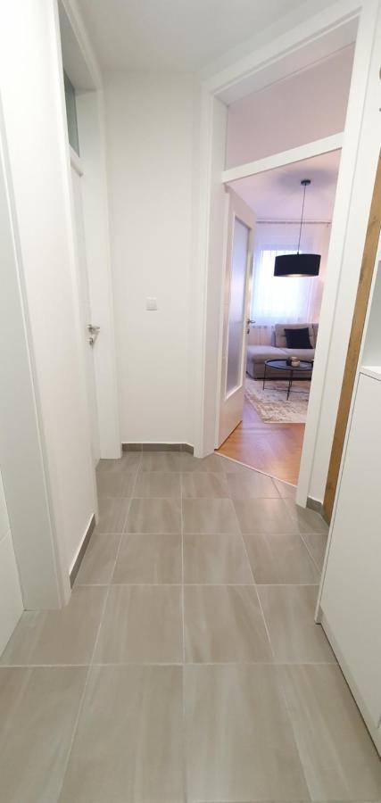 Atina Apartment ซาราเยโว ภายนอก รูปภาพ